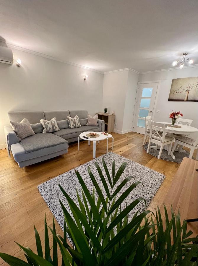 Apartamentos Prestige Suites Malaga III المظهر الخارجي الصورة