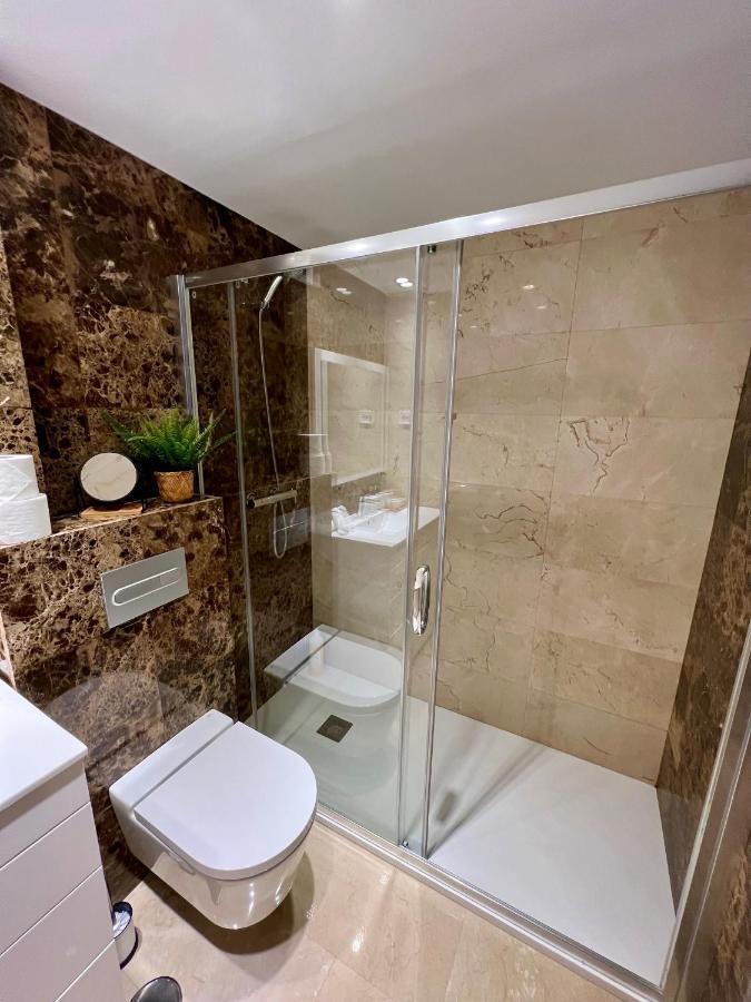 Apartamentos Prestige Suites Malaga III المظهر الخارجي الصورة