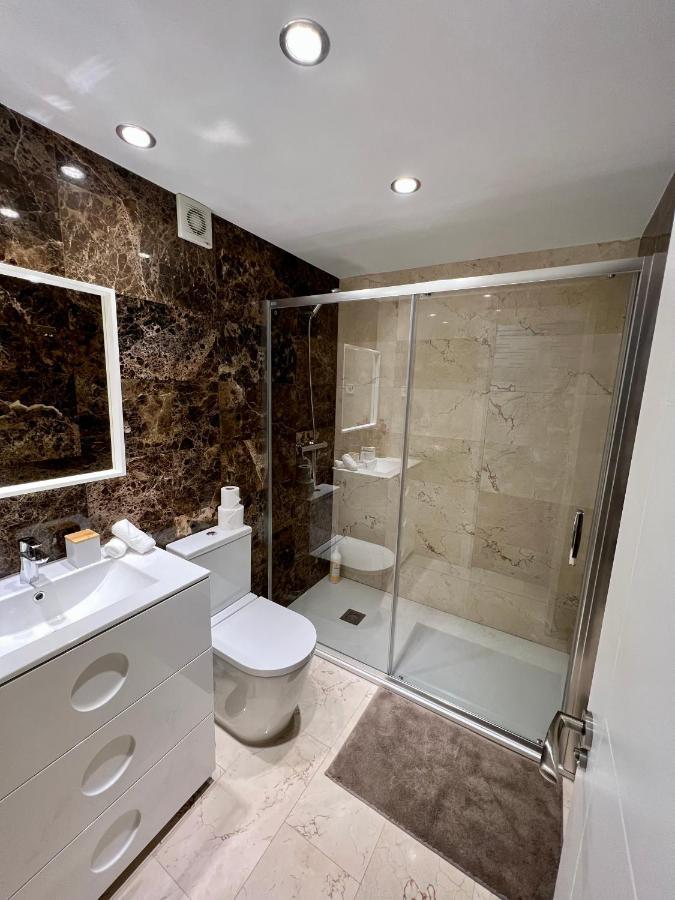 Apartamentos Prestige Suites Malaga III المظهر الخارجي الصورة