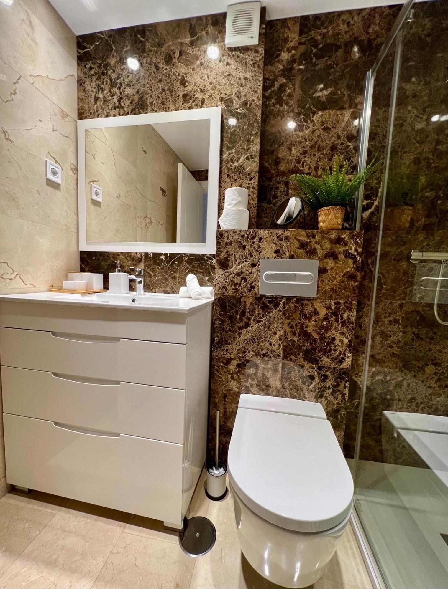 Apartamentos Prestige Suites Malaga III المظهر الخارجي الصورة